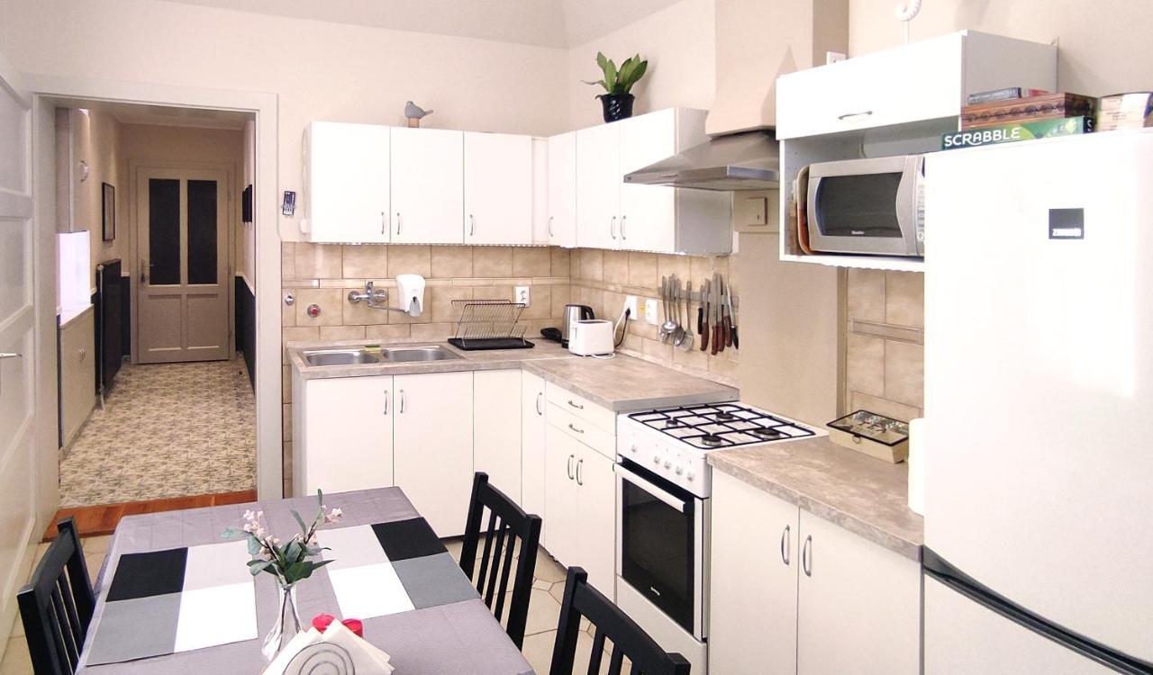 Center Apartman Szeged Esterno foto