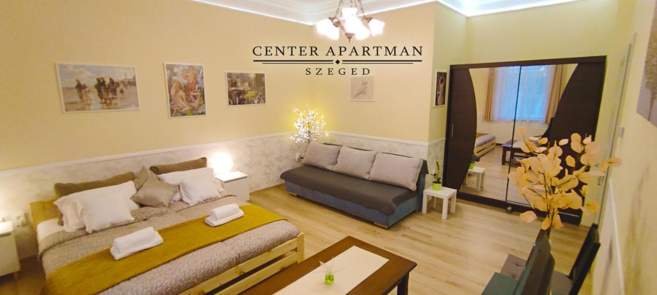 Center Apartman Szeged Esterno foto