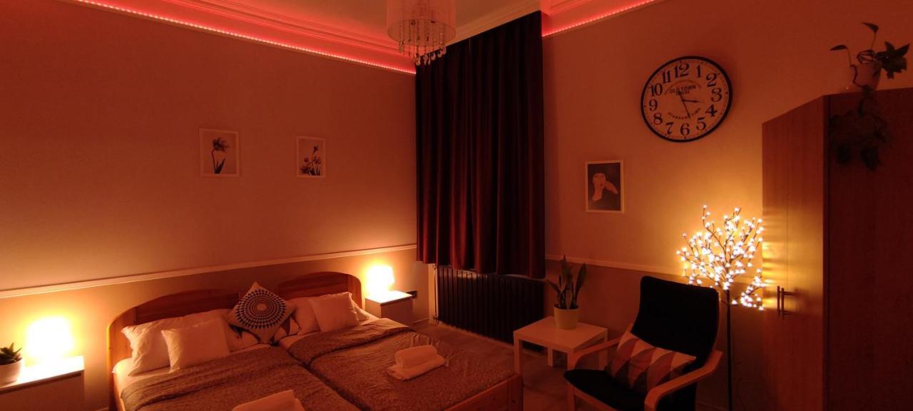 Center Apartman Szeged Esterno foto
